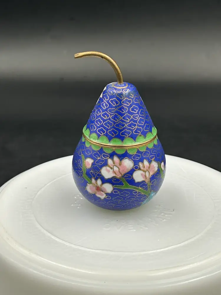 VINTAGE CHINESE  CLOISSONE PEAR SHAPE  TRINKET  BOX  2.75”