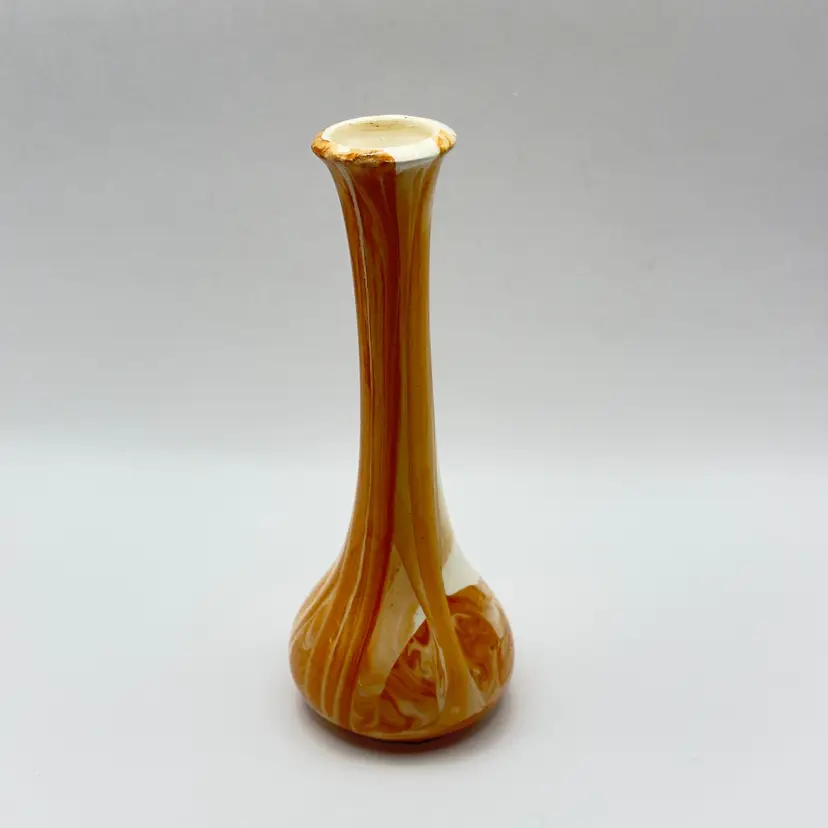 Vintage Alabama Clay Swirled Bud Vase, Handcrafted Pottery Decor, Unbranded