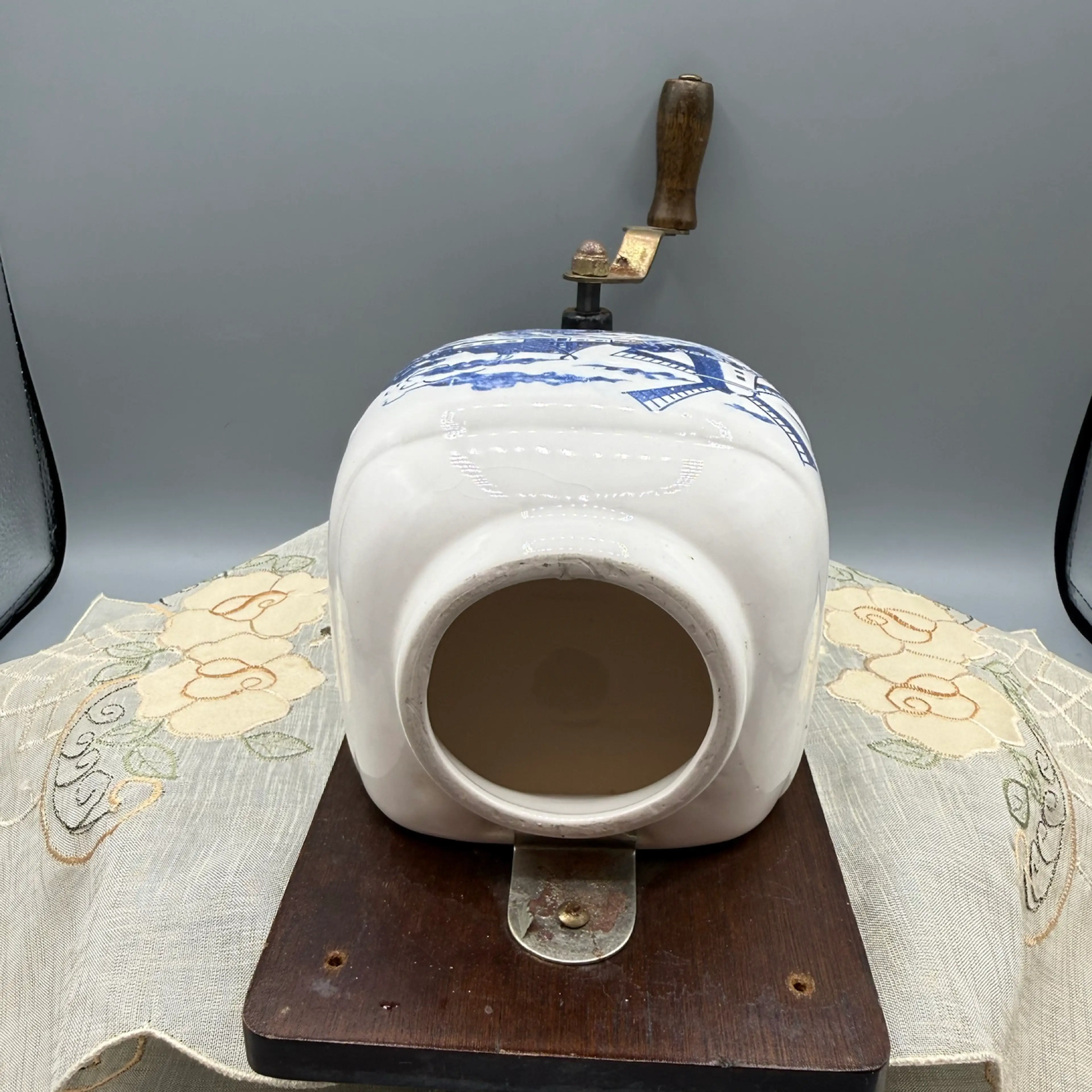 Image 4 of 4