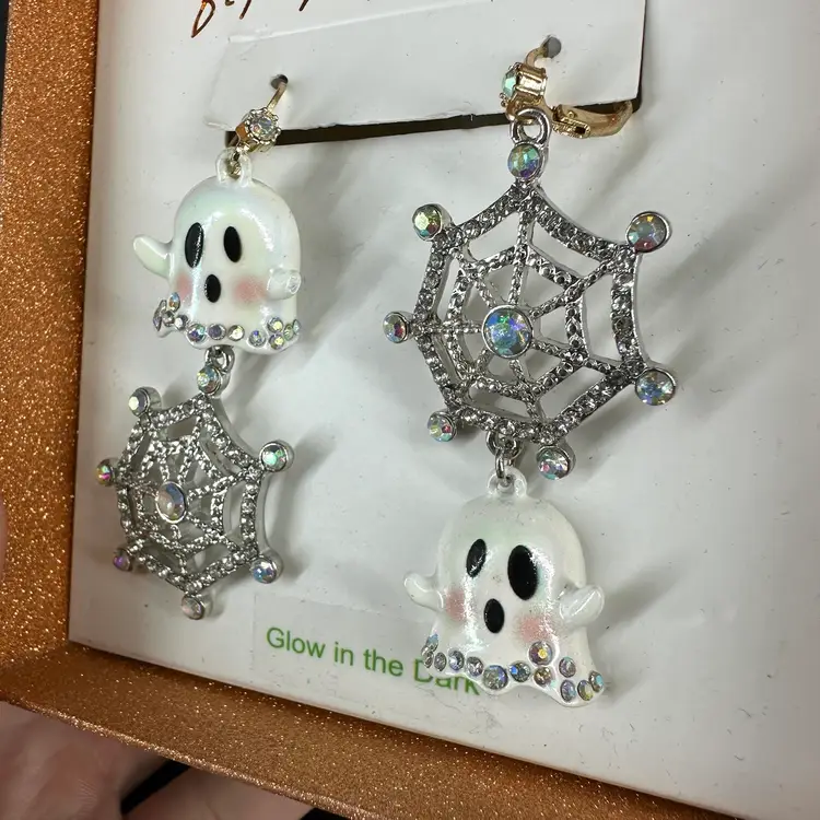 Betsey Johnson Glow In The Dark Ghost Web Dangle Earrings