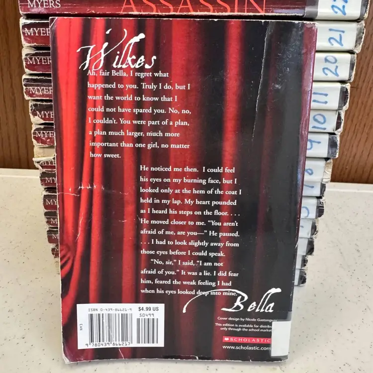 Assassin (PB, 2006) Anna Myers 20-PB Class Set Reading Lot