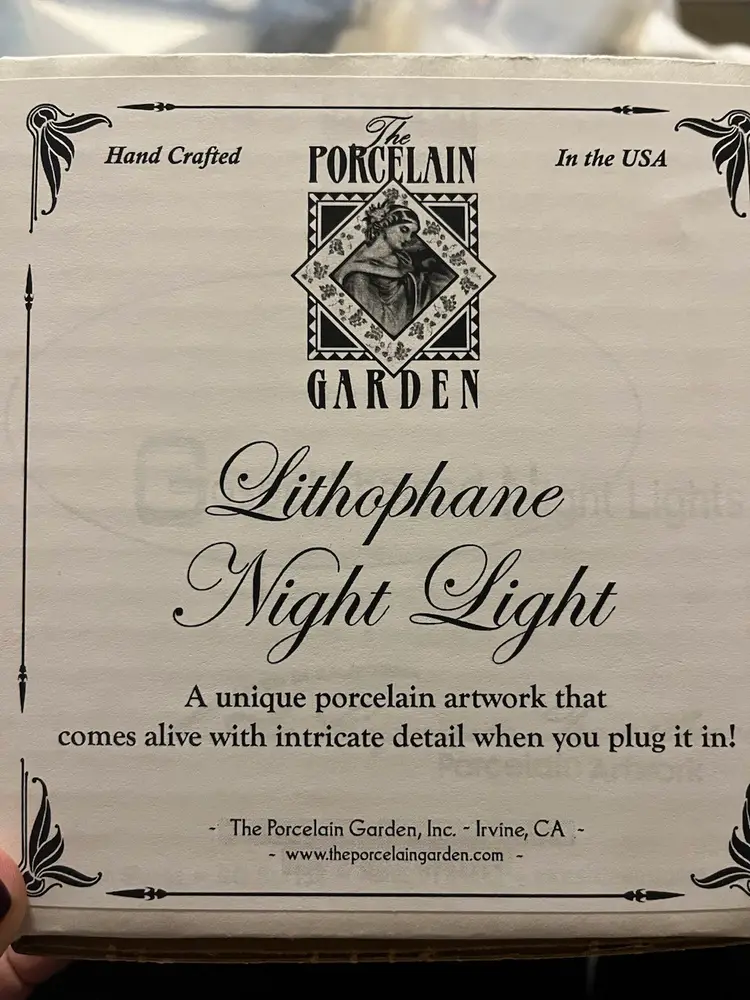 Curved Porcelain Nativity Nightlight