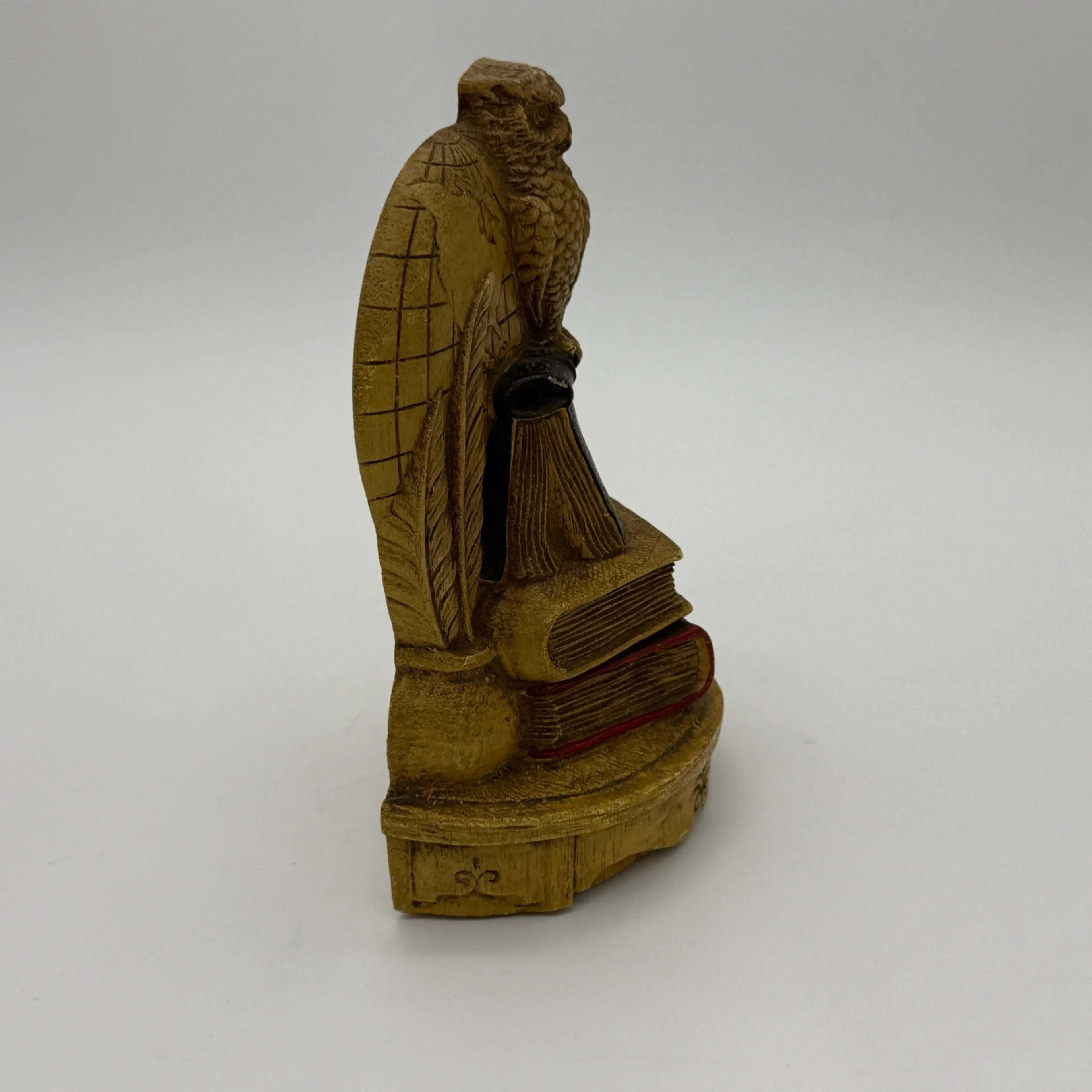 Image 2 of 6