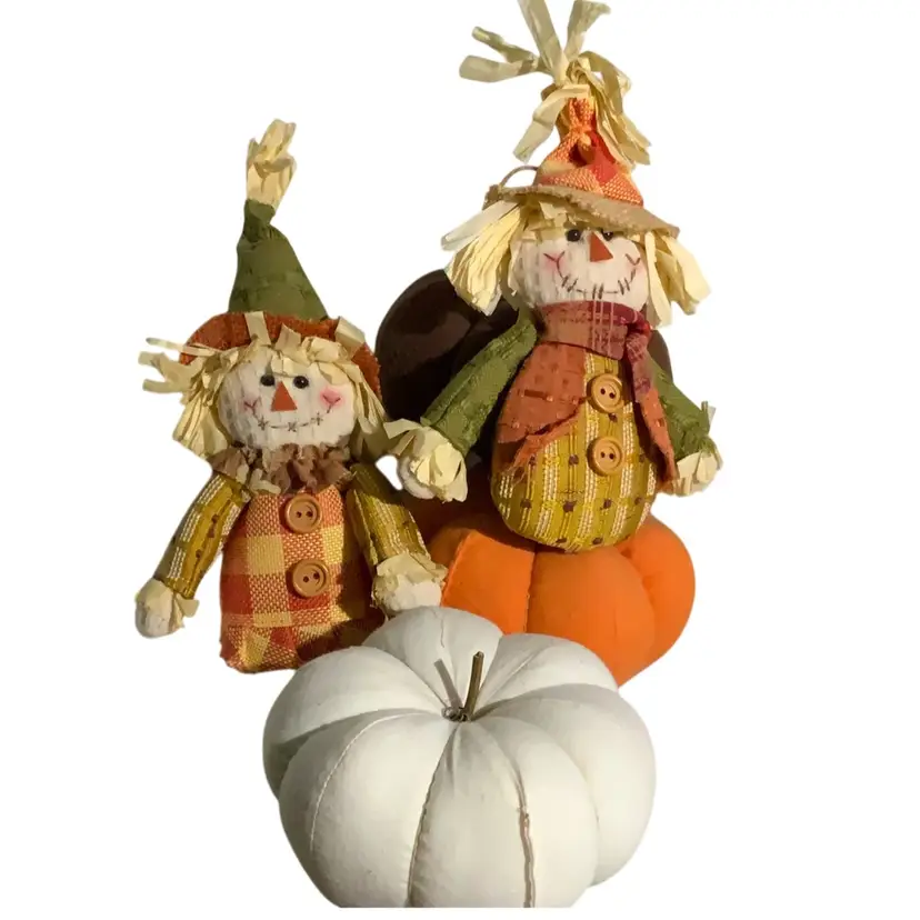 #0145 Set Of 5. 2 Scarecrows And 3 Pumpkins By Valerie QVC