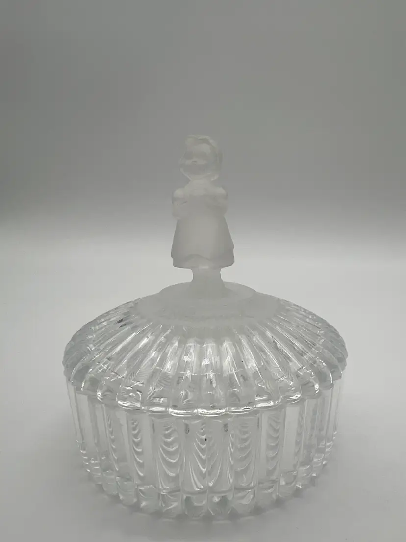 Vintage 1993 Hummel Goebel Lead Crystal Avon Frosted Girl Trinket Box Dish