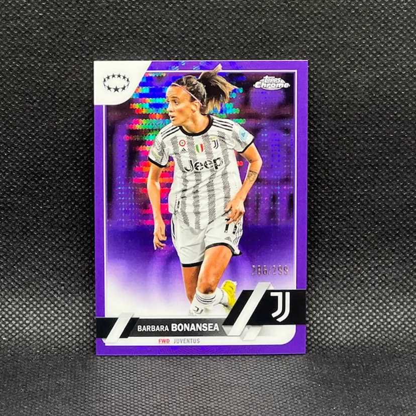 Barbara Bonansea 2022/23 Topps Chrome Purple Refractor /299 Soccer Card