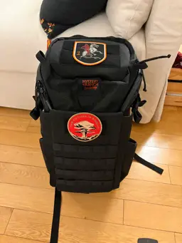 Mystery ranch x Carryology - Dragon 2.0 - Black - Used Once