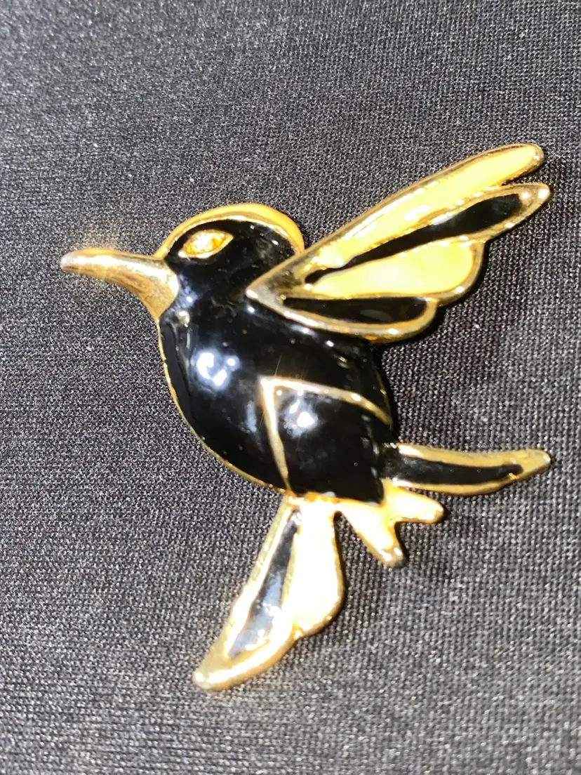 Sale 25% + Off- Vintage Brooch As Pictured (was $7)