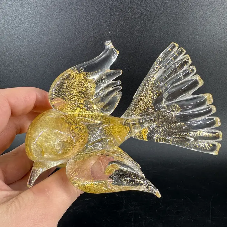 Murano Glass Bird Figurine With Gold Leaf Oro