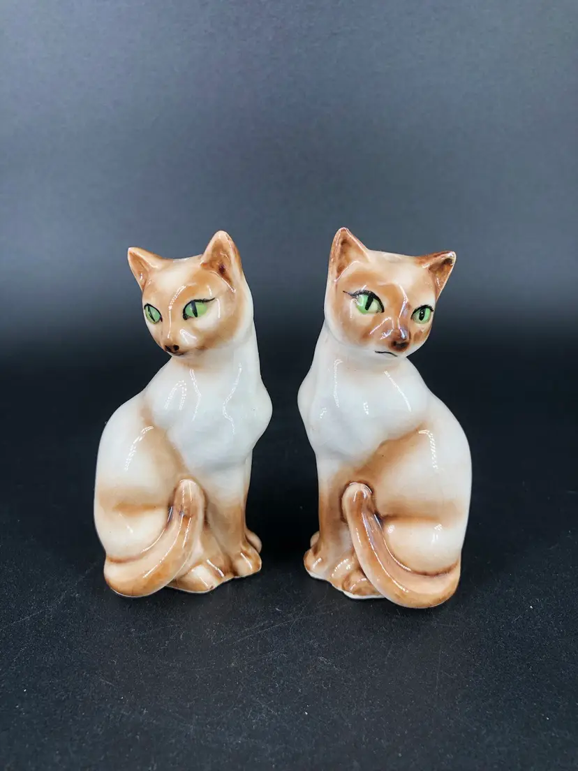 Vintage Siamese Cats Japan Salt & Pepper Shakers