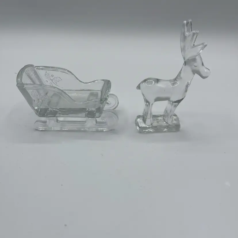 Mosser Glass Clear Reindeer And Sleigh Christmas Figurines