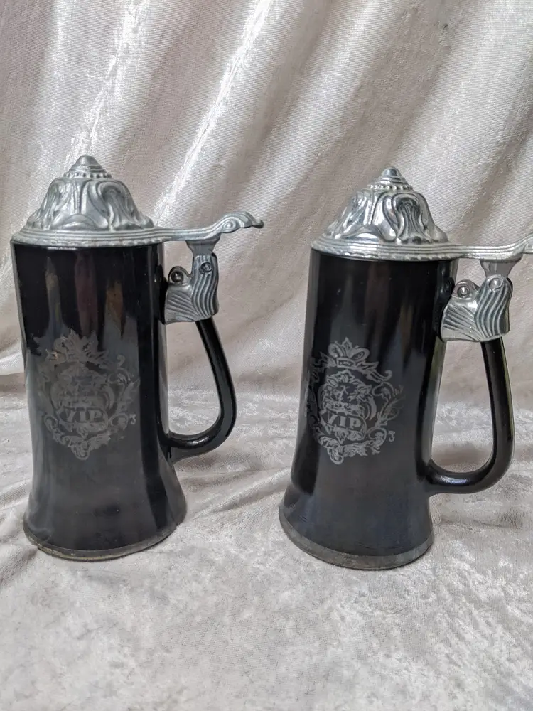 VIP Black Glass Stein Beer Set Of 2 Mug Metal Lid  Love of Maiden Poem Castlecore Hobbitcore Gothic 80s 70s a Barware Ale Tankard