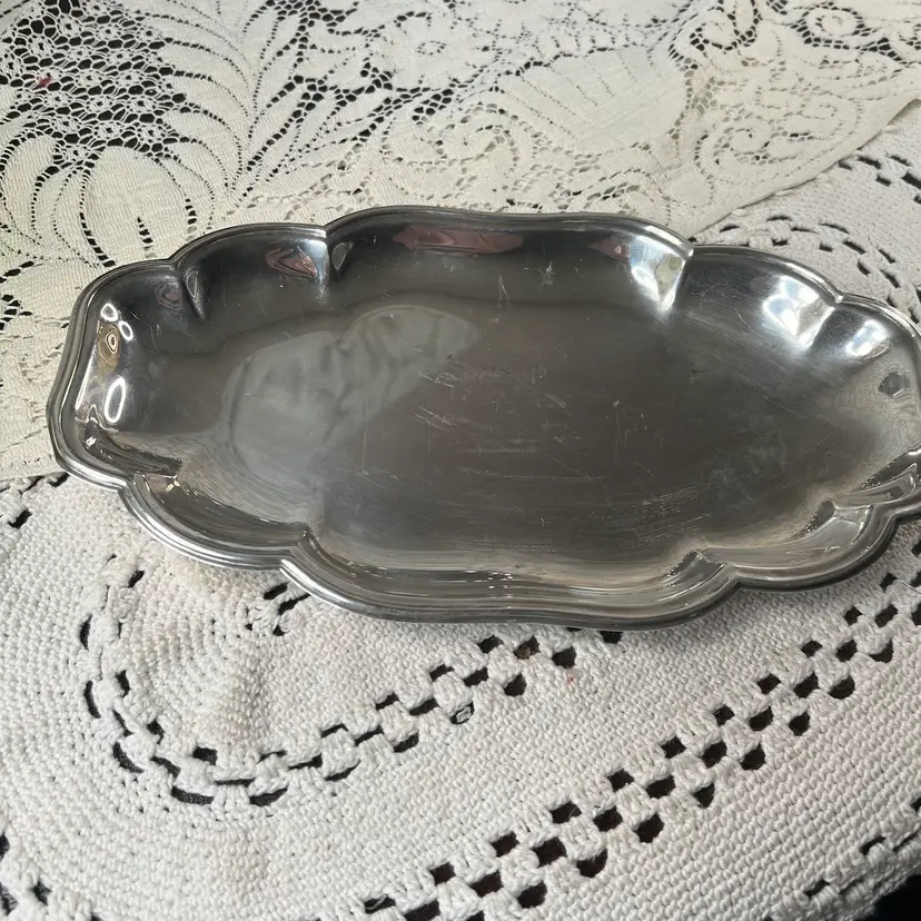 Vintage Newport/Gorham silver plate oval oblong bold dish scratches in the center so 12" x 7"