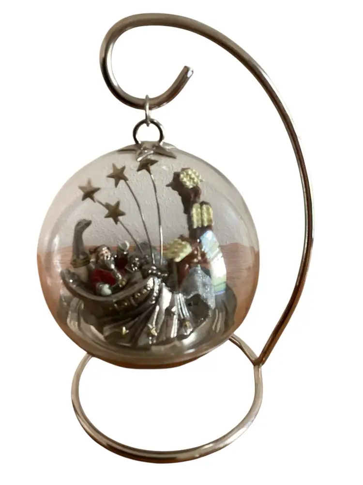 Lenox 2000 Macy's 75th Anniversary THANKSGIVING DAY PARADE Christmas Ornament