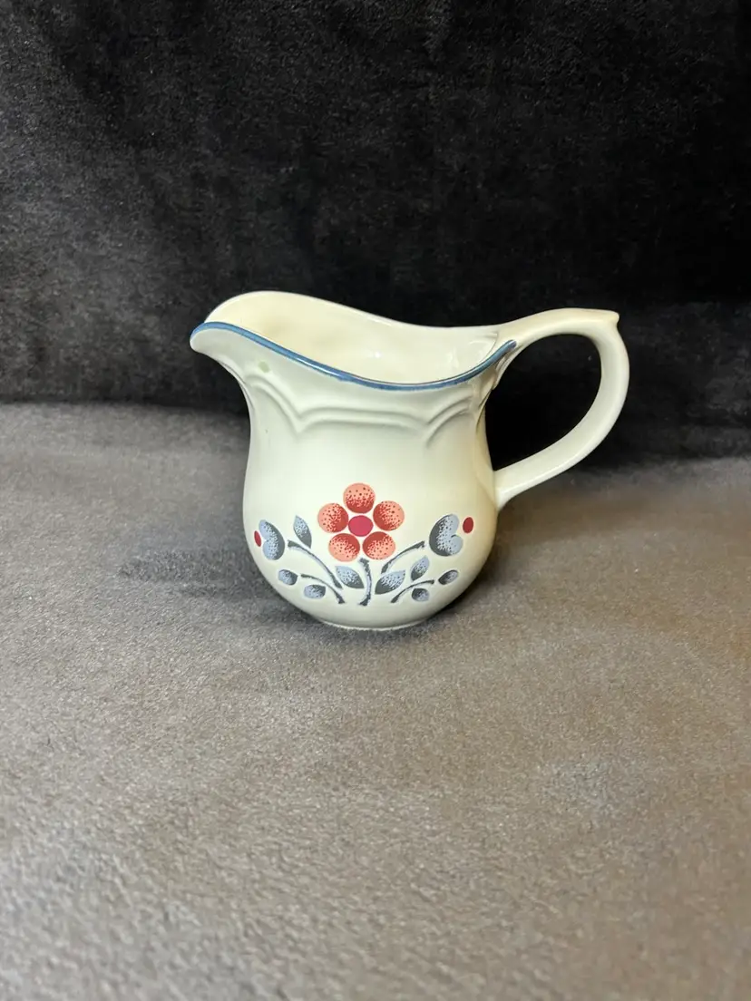 Stoneware Cumberland Brambleberry Discontinued Pattern Creamer. Made in Japan