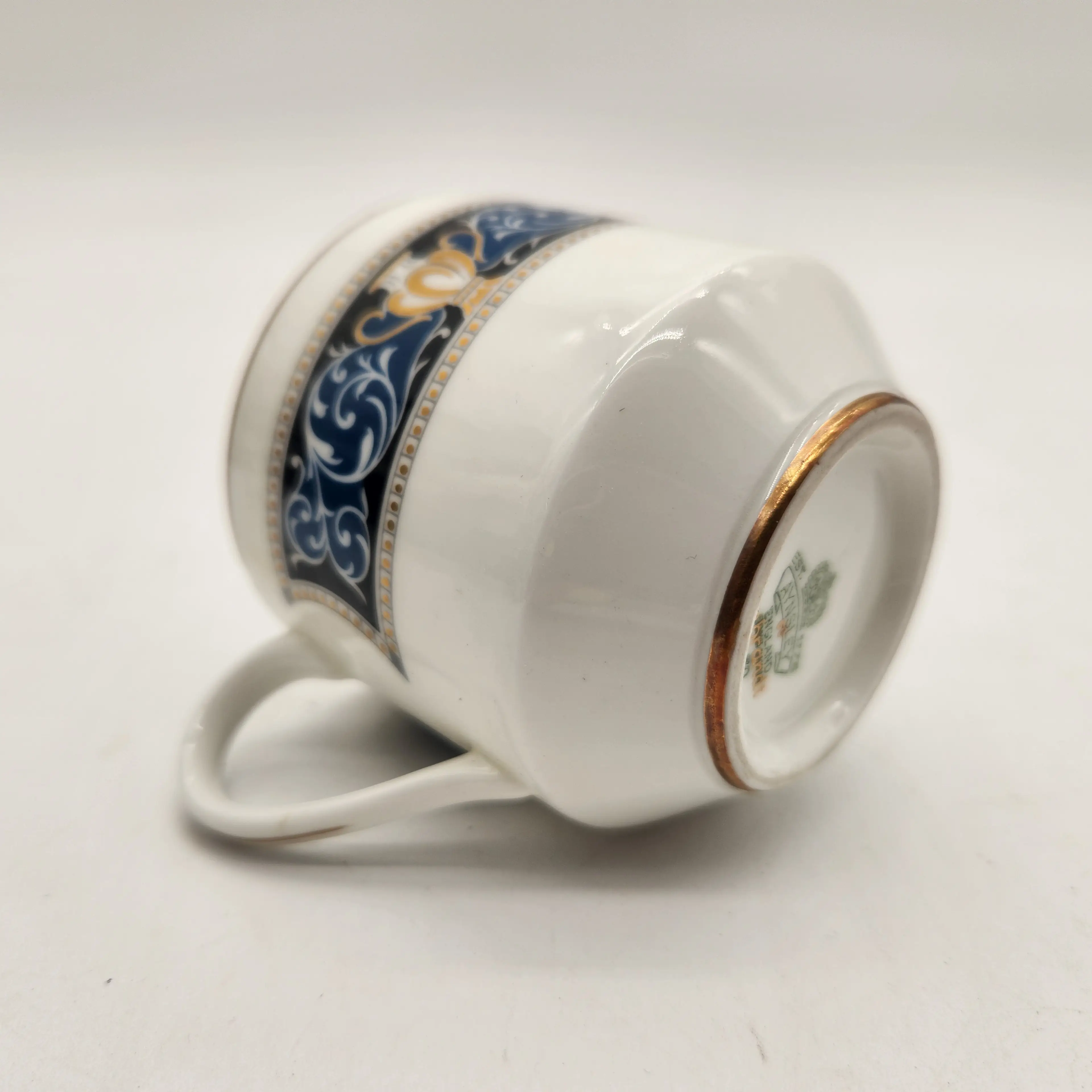 Image 4 of 10