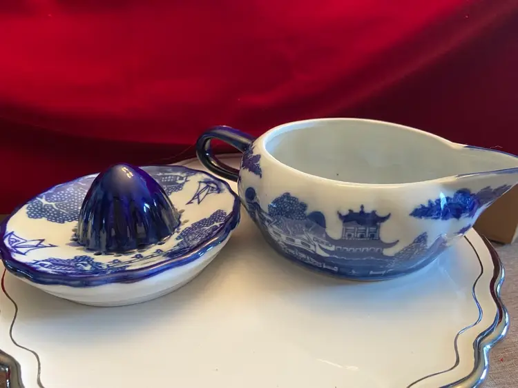 Victoria Ware Juice Pot