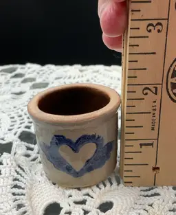 Mini crock with salt glaze heart. Marked 1990.
