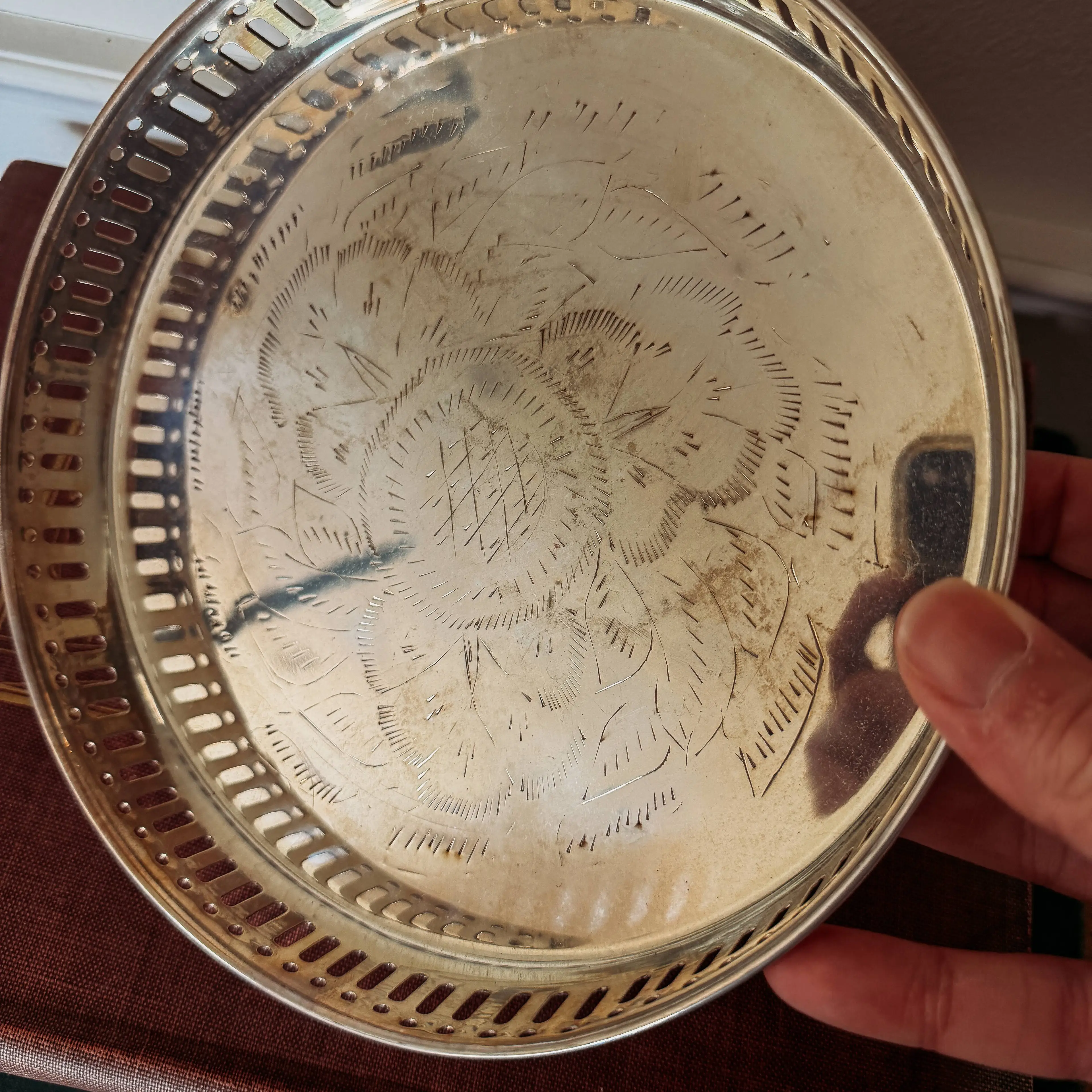 Image 4 of 6