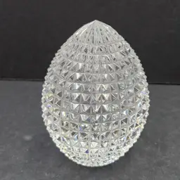 Heritage Crystal Diamond Point Egg Paperweight