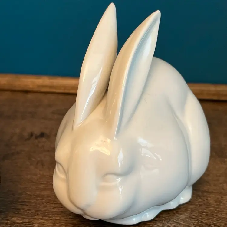 VTG Pair Toyo Japan White Large Eared Porcelain Bunny Figurines ~ MCM ~ EUC!