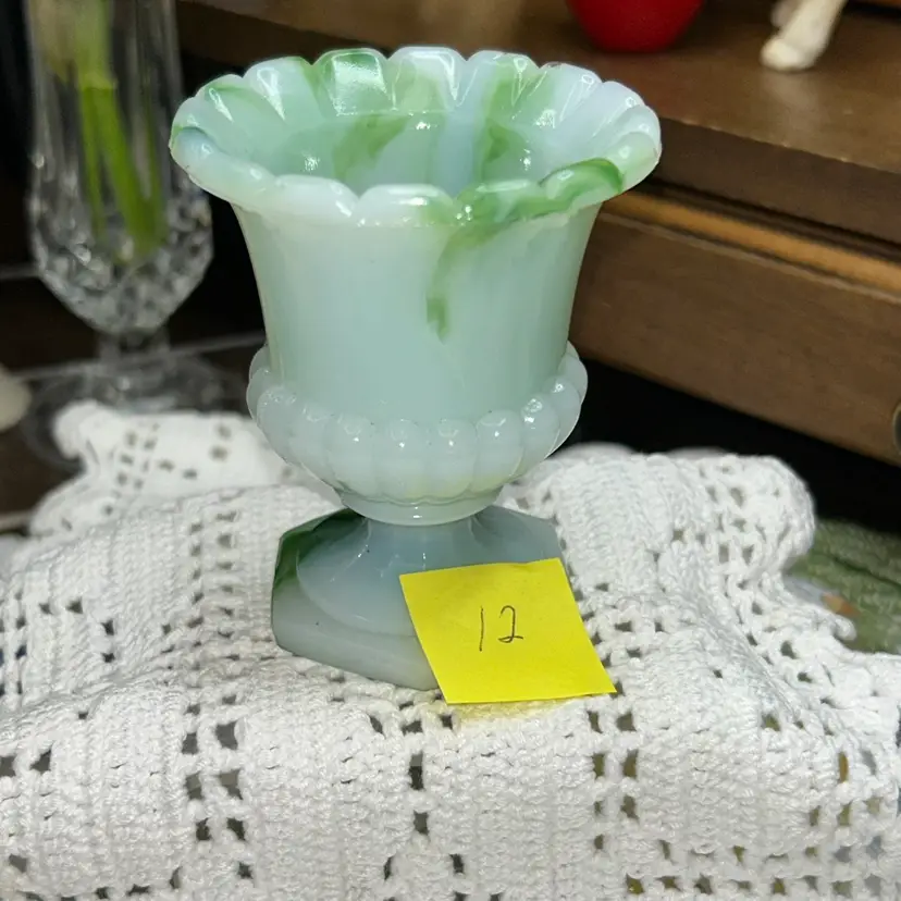 12 Vintage Alto Agate Green And White Swirl Urn