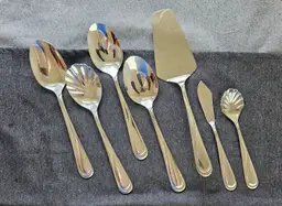 Hampton Silversmiths Stainless Serving Utensils Set - SWIRL Pattern