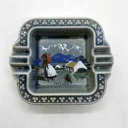 Vintage Ireland Made Wade Co Armagh Irish Porcelain Ashtray Dish