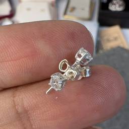 #01 - Clear Glass And 925 Stud Earrings