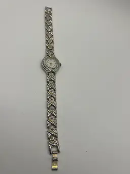 Beautiful Vintage Silver And Gold Tone Wristwatch