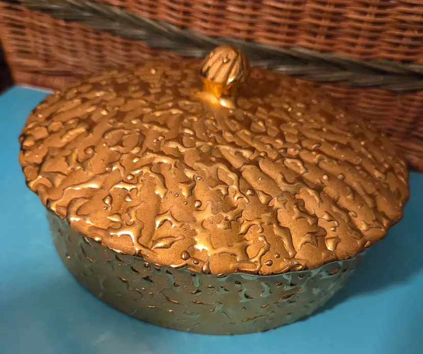 Vintage Regency-Style 22k Lidded Powder Box