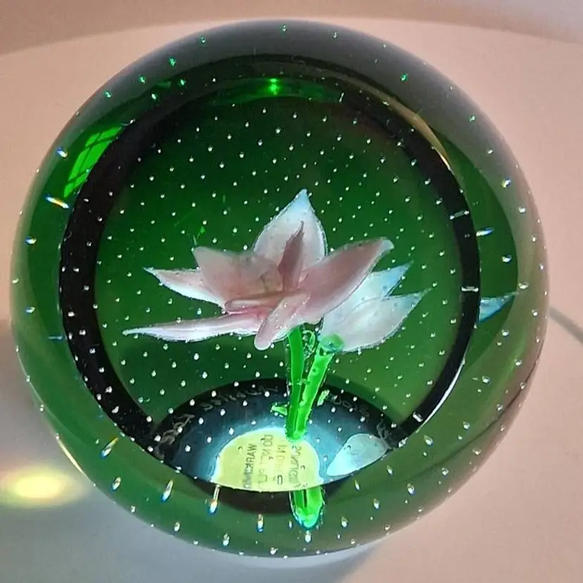 STUNNING Caithness, Scotland/Royal Mint, LE, JUBILEE ROSE Bullicante Window Lampwork Paperweight