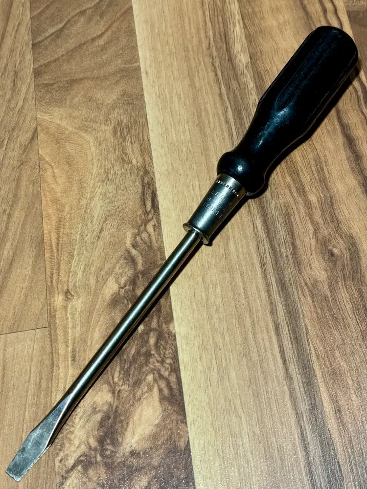 Millers Falls No. 7777 - 6" Hardwood Handle Flat Blade Screw Driver