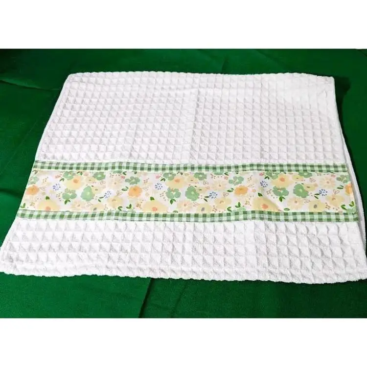 Country Kitchen Towel Set (2 piece) Dish / Tea Towel, Handmade - White and Green