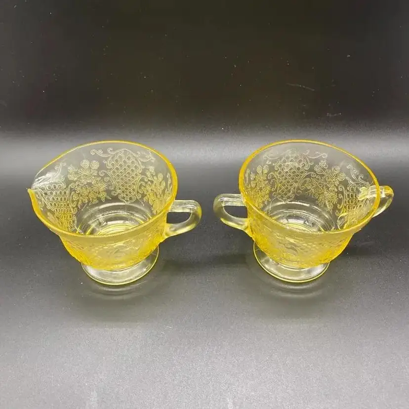 #0507 Yellow Depression Glass Creamer Sugar Primus by US Glass Co 1930s