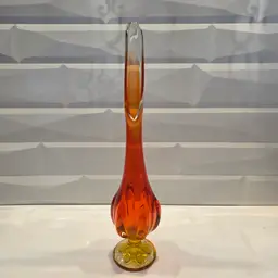 Vintage MCM Viking Persimmon Amberina Swung Vase 12.5