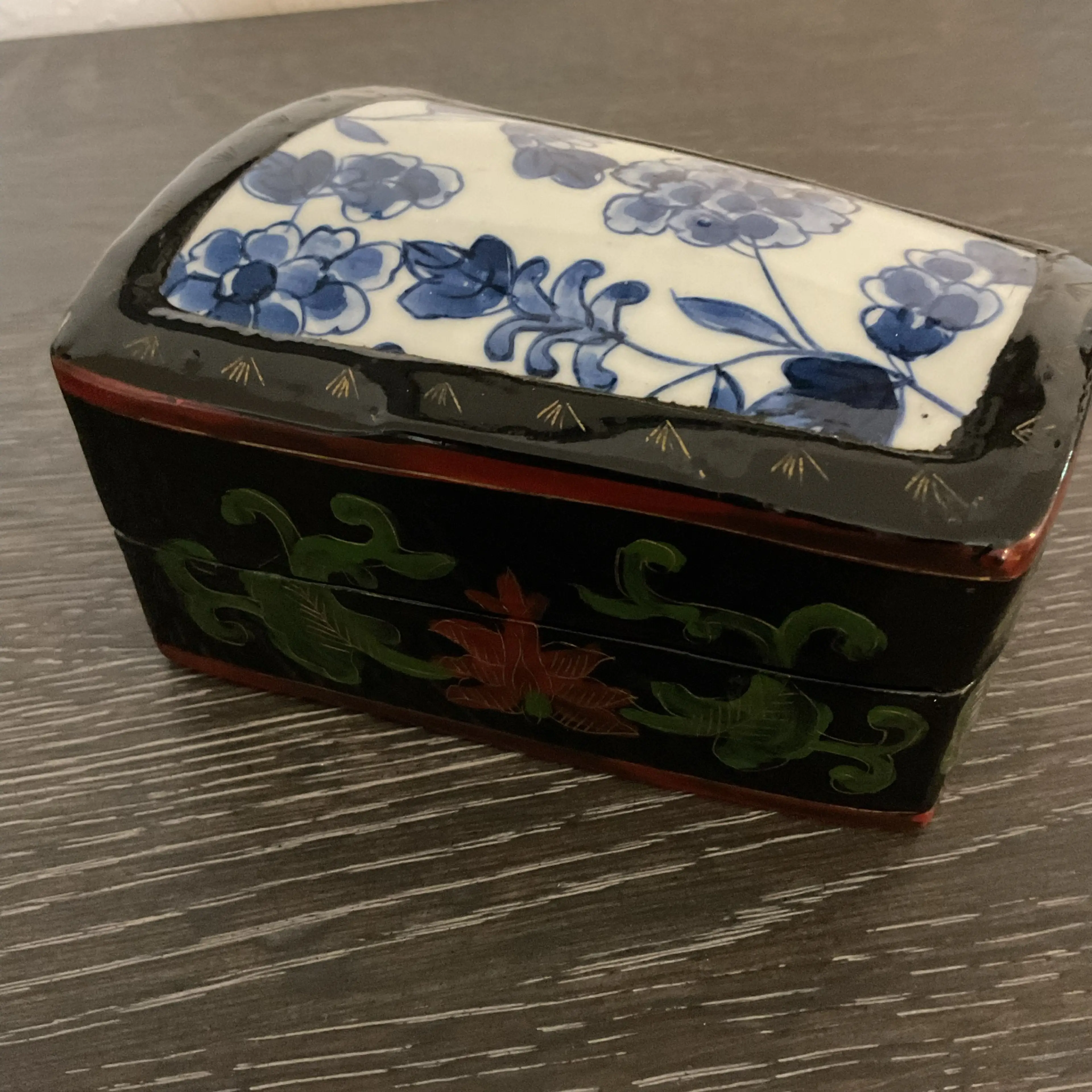 Image 2 of 3