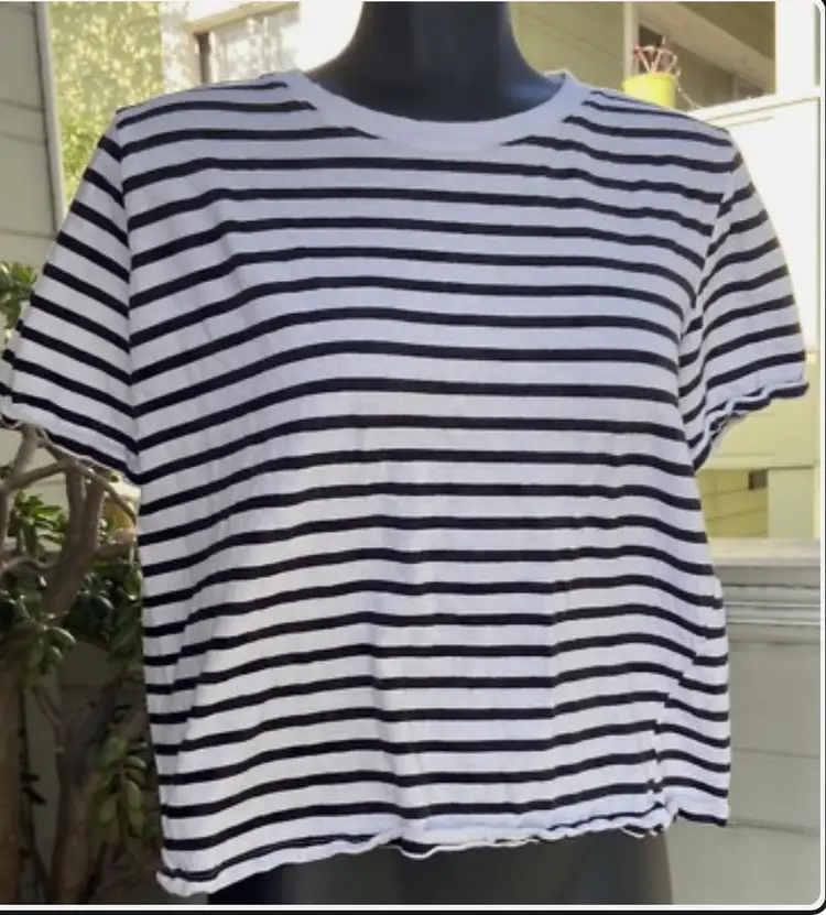 ZARA 100% COTTON BLACK AND WHITE CROPPED T SHIRT SIZE M