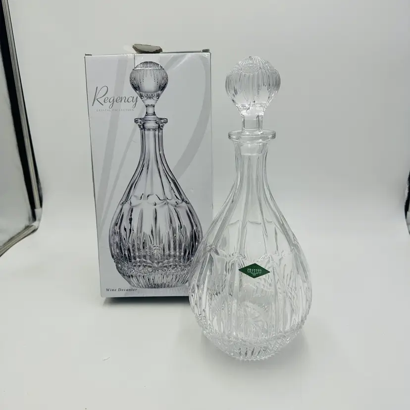 Shannon Crystal Wine Decanter Regency Bright Cut 14in H 46 oz Box
