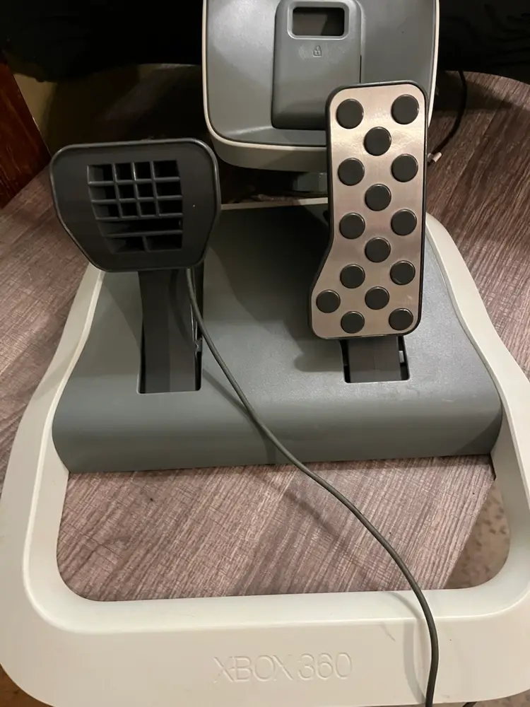 Microsoft Xbox 360 Wireless Racing Wheel