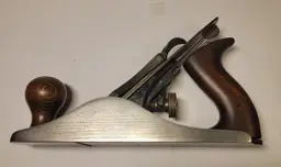 Stanley #4 Type 17 Plane Smooth Sole War Years Steel Wheel Sharp