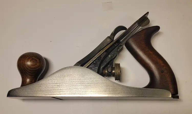 Stanley #4 Type 17 Plane Smooth Sole War Years Steel Wheel Sharp
