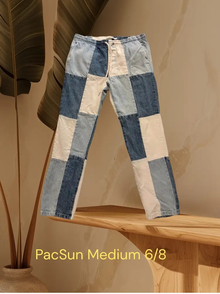 Medium PacSun Pull Up Denim Jogger Jeans In Excellent Condition!