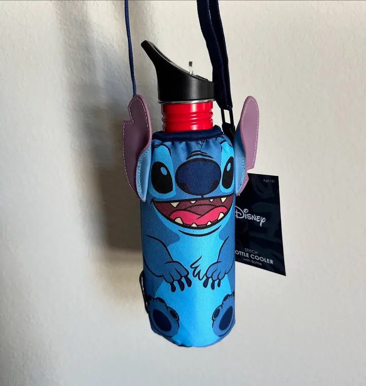Lilo & Stitch SS 24 Oz
Bottle & Holder
