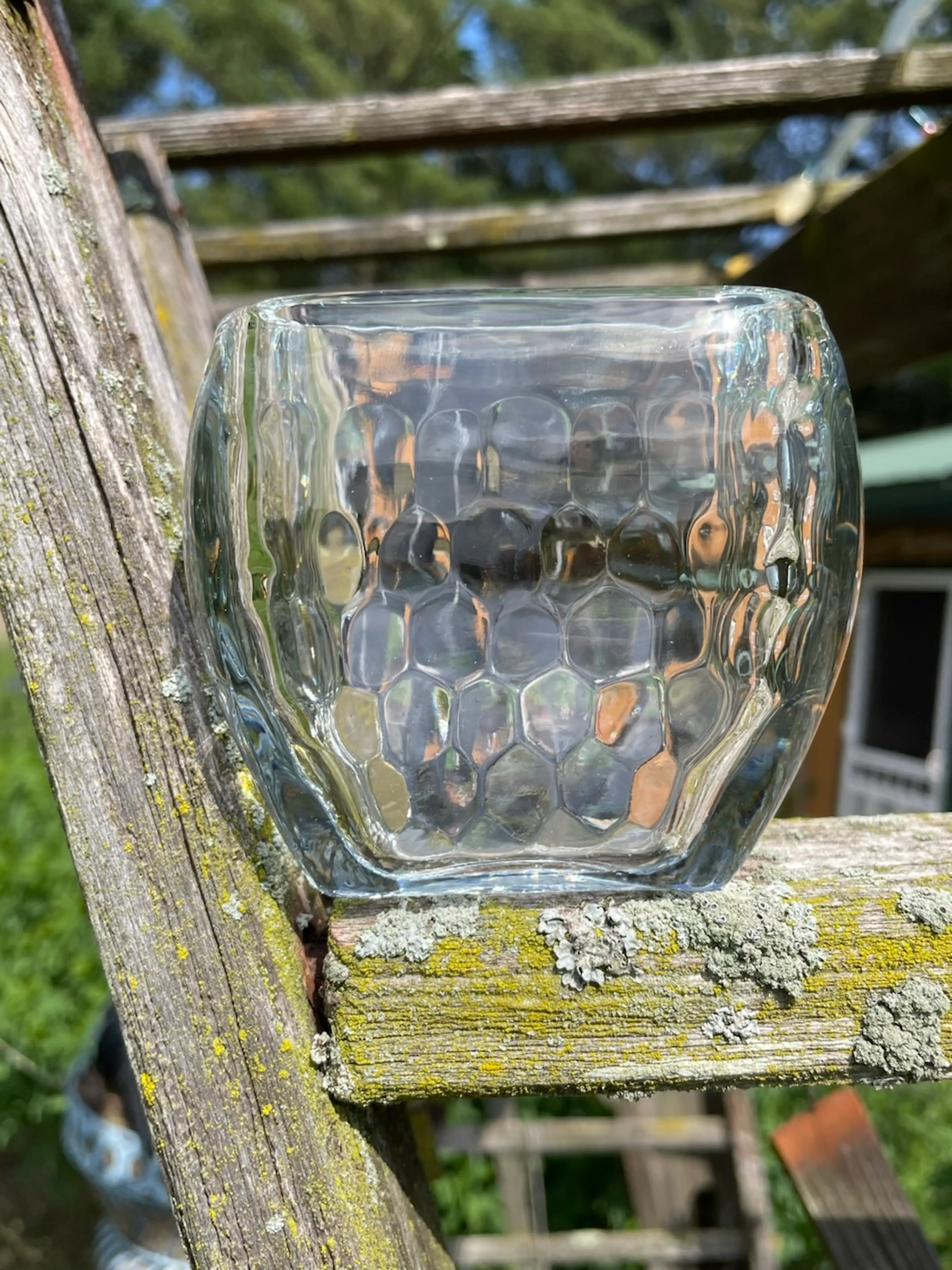 Image 2 of 6