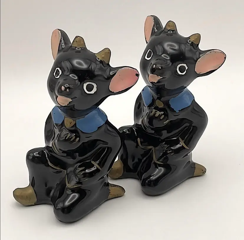 Vintage, Japan, Black, Ceramic, Cow/Bull, Salt and Pepper Shakers, Cork Stoppers