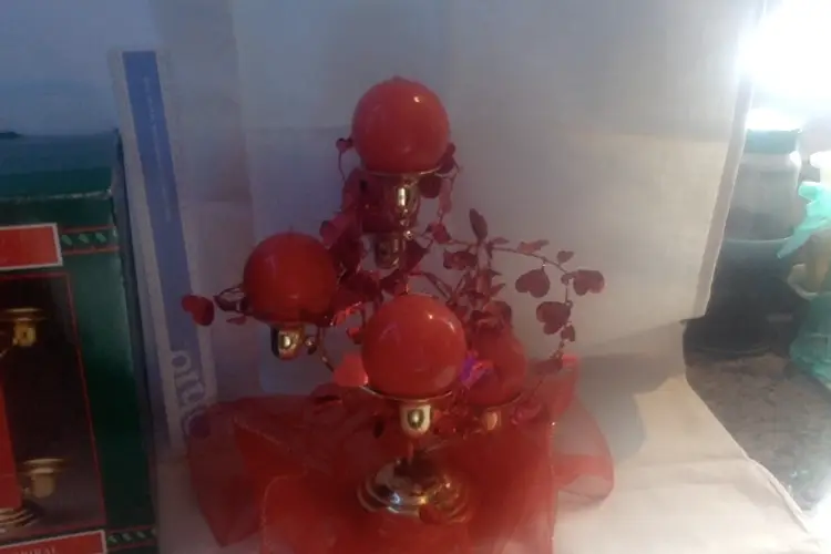 Vintage Valentine Spiral Candelabra (Christmas & St.Patrick's Day)