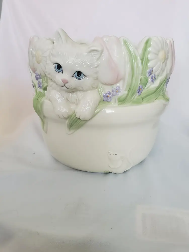 Vintage Lenox planter the inquisitive kitten cachetpot Planter