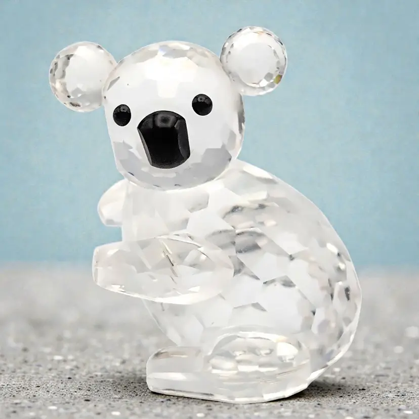 Swarovski Crystal Koala Bear Facing Left 7673 NR 040 000 Figurine Retired No Box