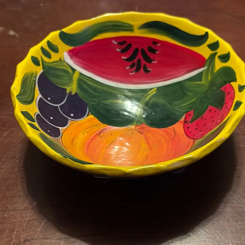 018. Hand Painted Fruit Bow